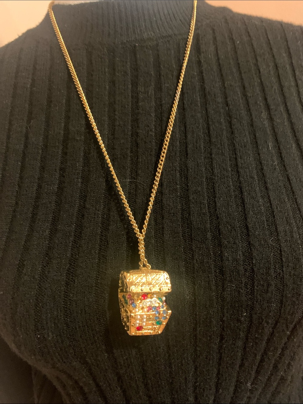 Gold-Tone Multi-Color Gemstone Treasure Chest Pendant/Brooch Necklace